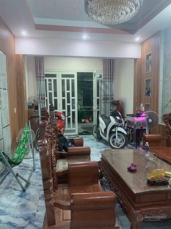 Bán nhà đào tông nguyên 2 tang đường xe hơi khu nhà đồng bộ cao tầng yên tĩnh
