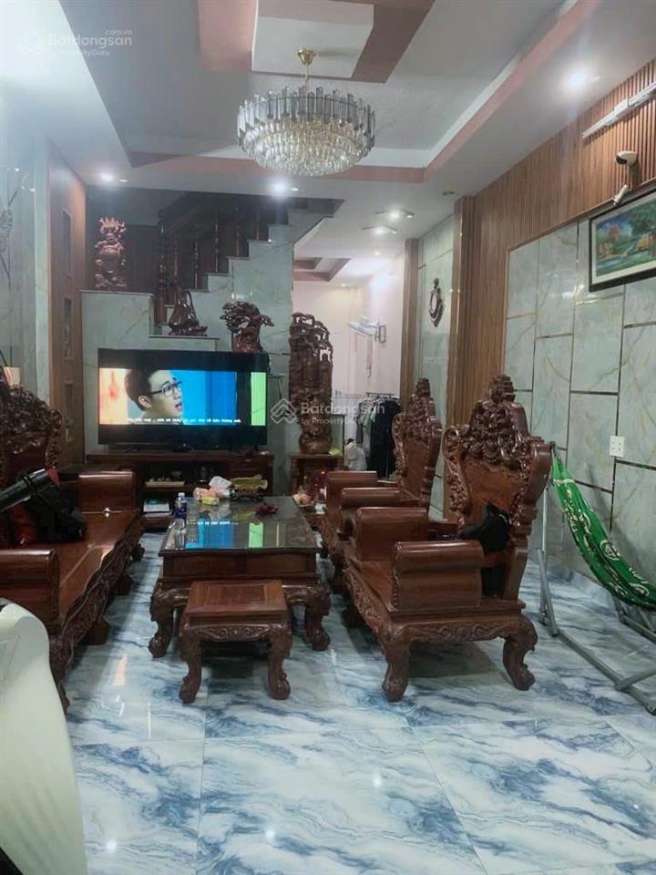Bán nhà đào tông nguyên 2 tang đường xe hơi khu nhà đồng bộ cao tầng yên tĩnh