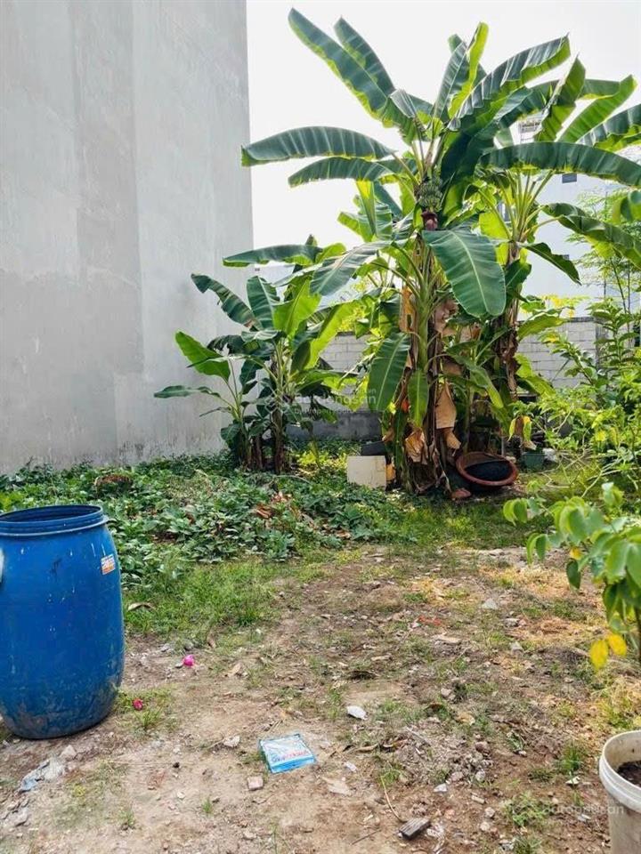 Bán đất hiếm bề ngang khủng 8m lê văn lương, phước kiểng đường xe hơi gần trường học