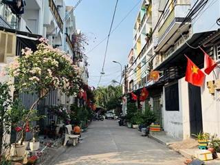 Bán đất hiếm bề ngang khủng 8m lê văn lương, phước kiểng đường xe hơi gần trường học