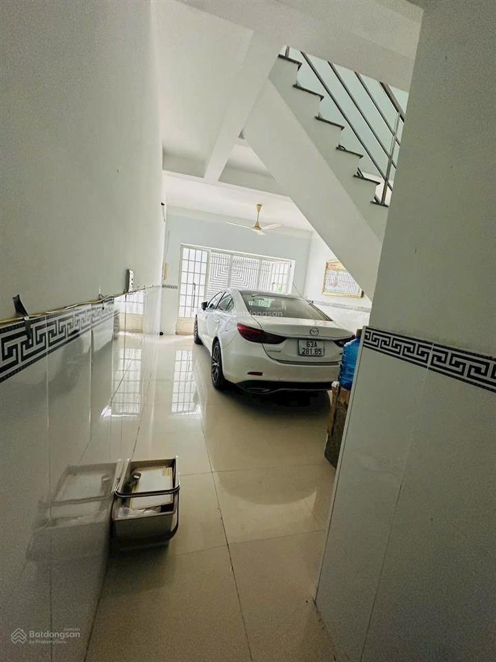 Bán nhà 2 tầng lê văn lương phước kiểng đường xe hơi khu vực yên tĩnh