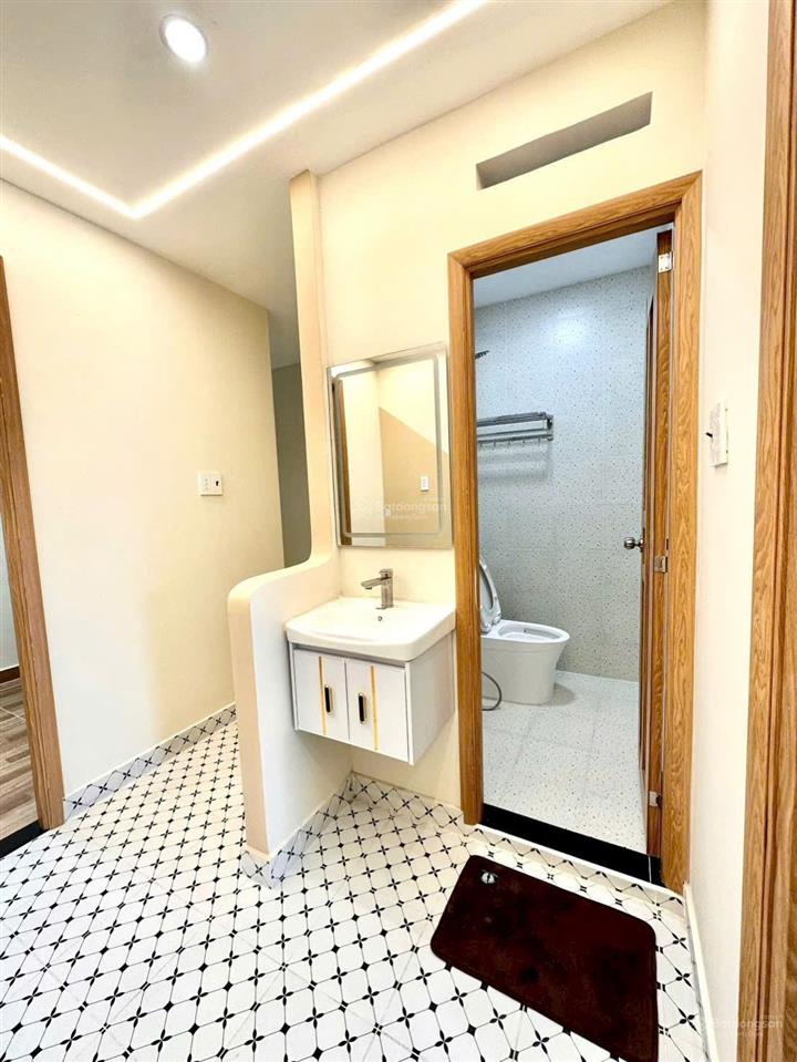 Bán nhà 2 tầng đào tông nguyên, thị trấn nhà bè, đường xe hơi thông tứ trung