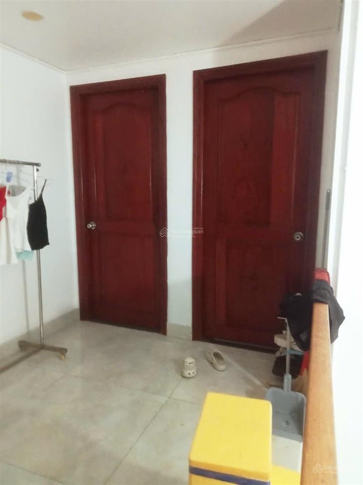 Bán chdv bề ngang 6 m hiện hữu 5 tầng mặt tiền hẻm xe tải huỳnh tấn phát