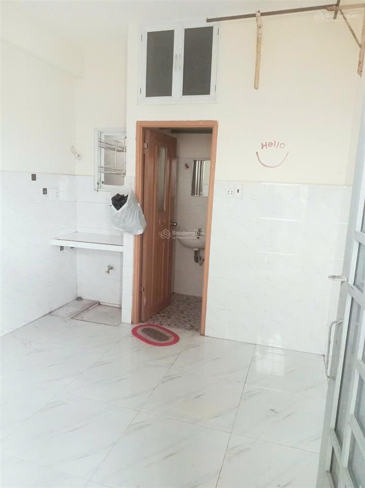 Bán chdv bề ngang 6 m hiện hữu 5 tầng mặt tiền hẻm xe tải huỳnh tấn phát