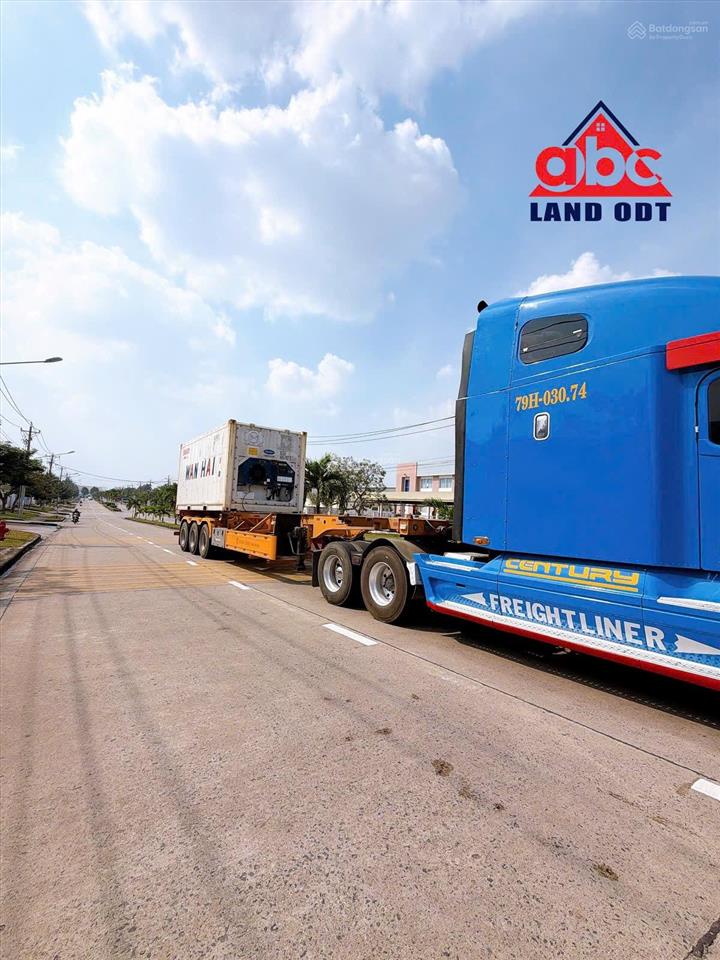 Cho thuê xưởng 8000m2 trong kcn an phước long thành giá tốt chỉ 750 triệu quá rẻ