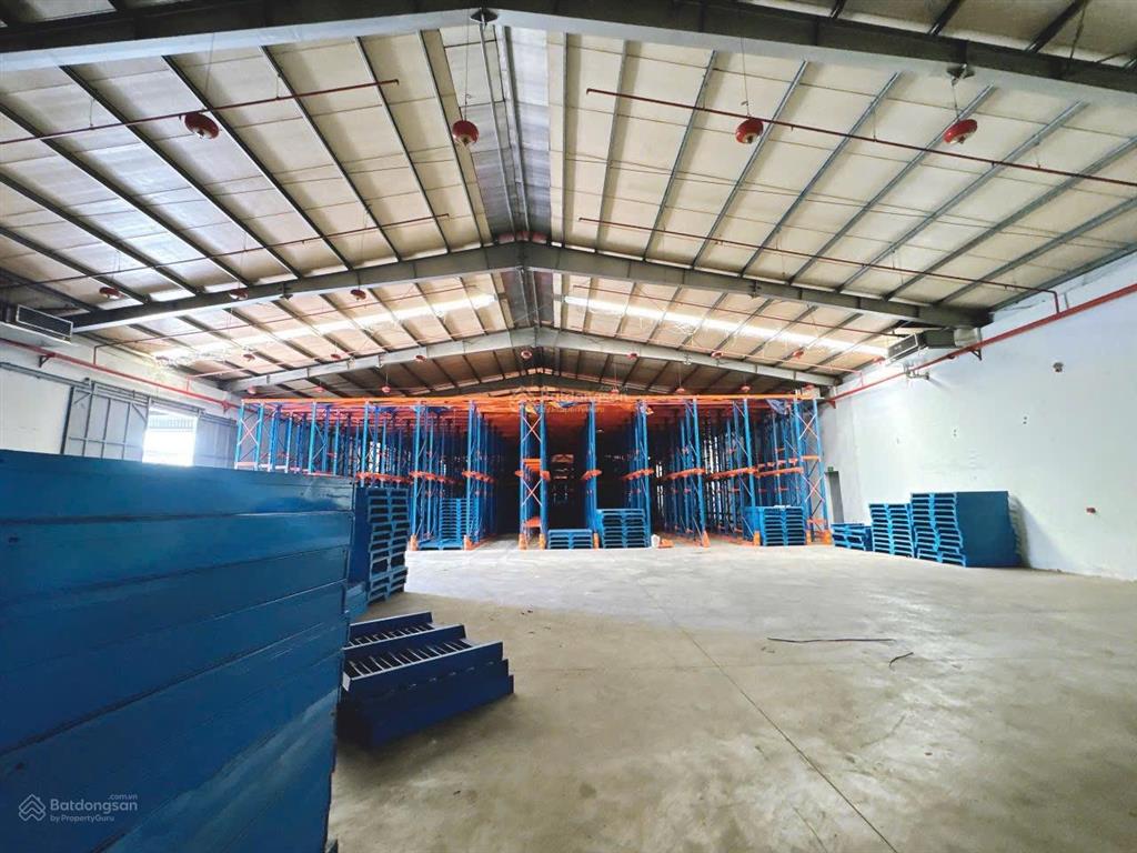 Cho thuê xưởng 5500m2 trong kcn 2 biên hoà giá tốt chỉ 650 triệu quá rẻ