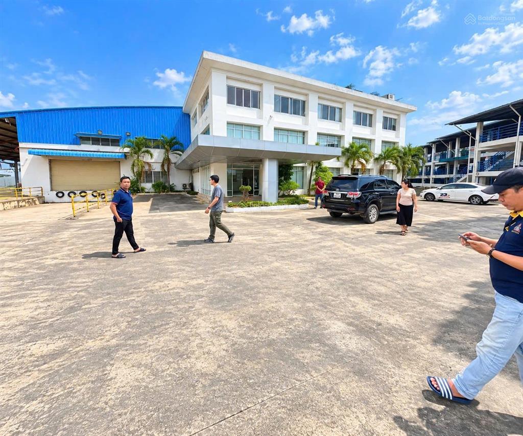 Cho thuê xưởng 11000m2 trong kcn amata biên hoà giá tốt chỉ 850 triệu