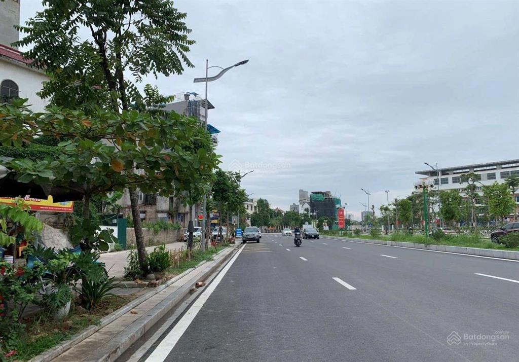 Giảm chào 15 tỷ bán nhà mặt phố nguyễn gia bồng lô góc vỉa hè 4 làn xe dt 300m mt 15m giá 130 tỷ
