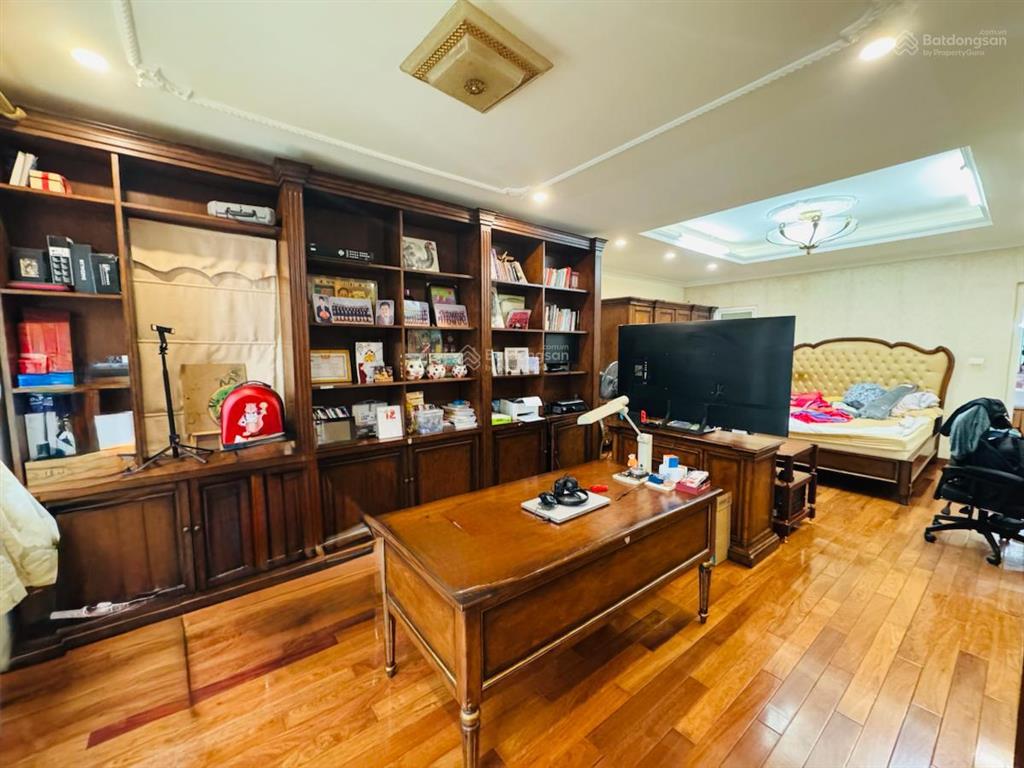Mặt phố ngô thì nhậm vỉa hè ô tô tránh kinh doanh sầm uất giá đầu tư dt 95m4 tầng giá 30 tỷ nhỉnh