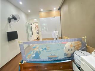 Chính chủ bán căn hộ tt 7,2 ha vĩnh phúc lô góc đầu hồi dt 75m3pn2wc full nội thất giá 5tỷ hơn