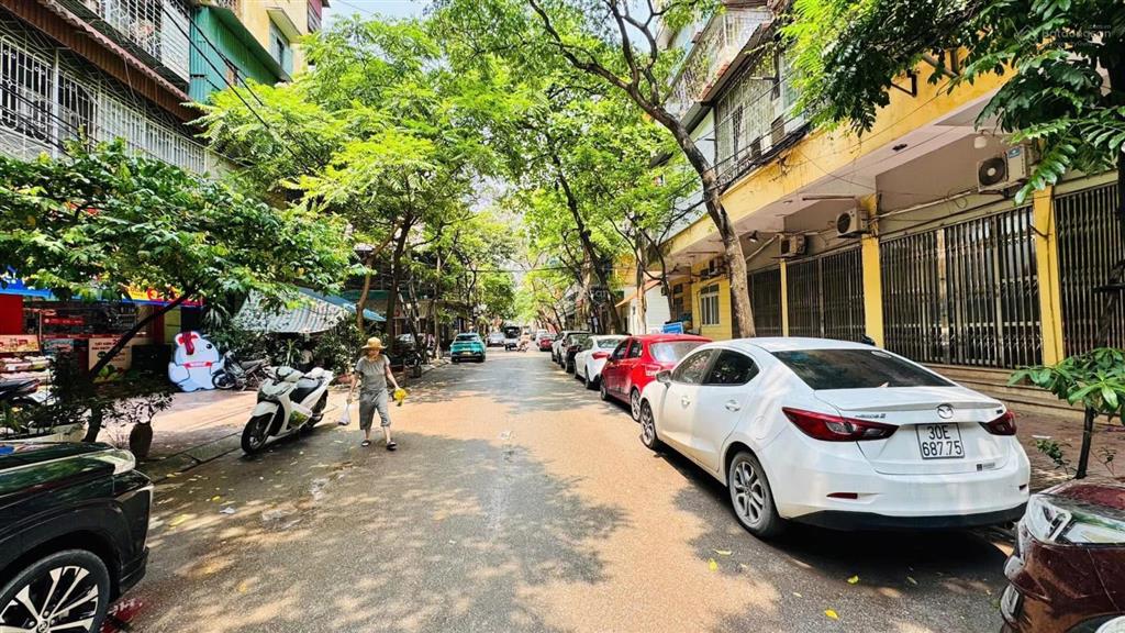 Bán căn tầng 1 khu 7,2ha vĩnh phúc vỉa hè rộng ô tô tránh kinh doanh đỉnh dt 70m giá 6,9 tỷ