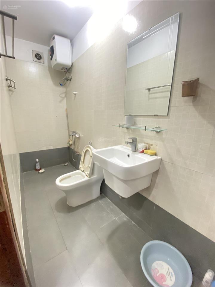 Cc bán nhà phân lô ô tô lạc long quân ngõ thông rộng 10m ra phố dt 55m5tầng mt 5m giá 18 tỷ nhỉnh