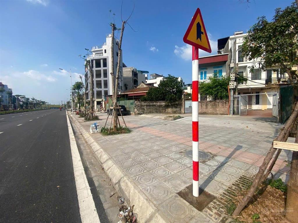 Mặt phố nguyễn thế rục long biên vỉa hè đường 8 làn xe lô góc 3 thoáng dt 305mmt 12m giá 134 tỷ