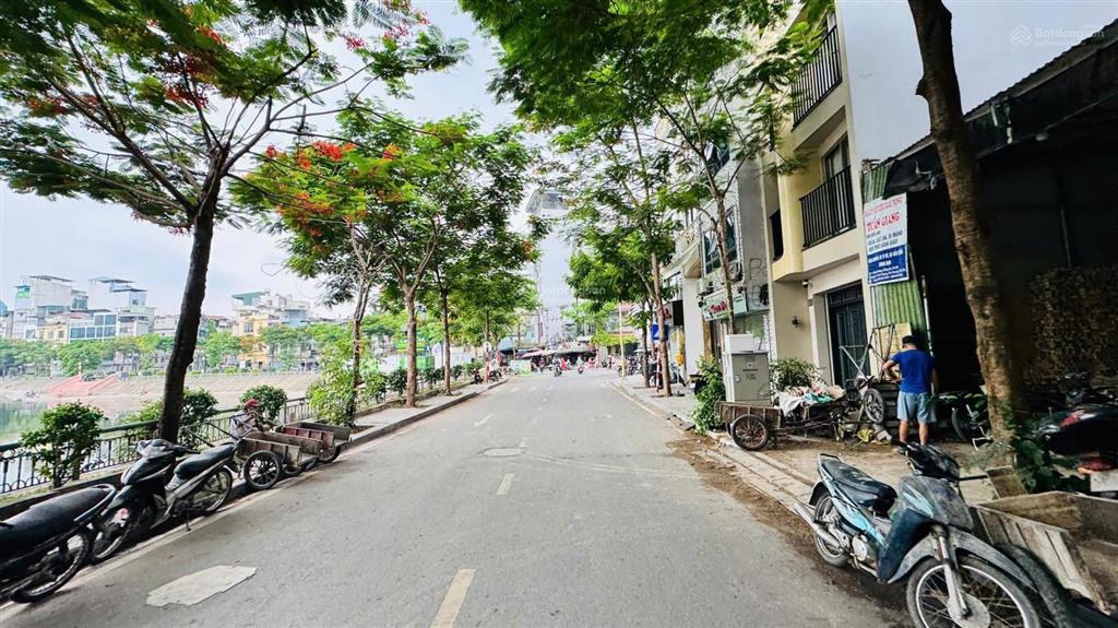 Bán gấp nhà văn chương mặt ngõ to hơn phố vỉa hè  ô tô tránh dừng đỗ ngày đêm dt 85m² giá 30,5 tỷ