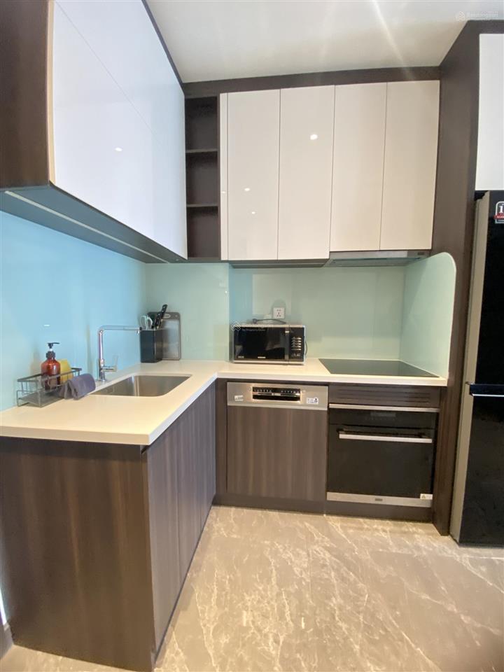 Căn hộ cao cấp 5 sao toà the gloria nguyên hồng view hồ thành công lô góc dt 83m3pn2wc giá 10,4tỷ