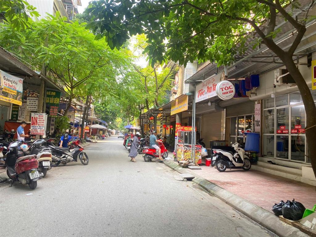 Bán gấp tt tầng 1 khu 7,2 ha vĩnh phúc. vỉa hè rộng  mặt chính chợ kd đỉnh  dt 30m chỉ 4 tỷ nhỉnh