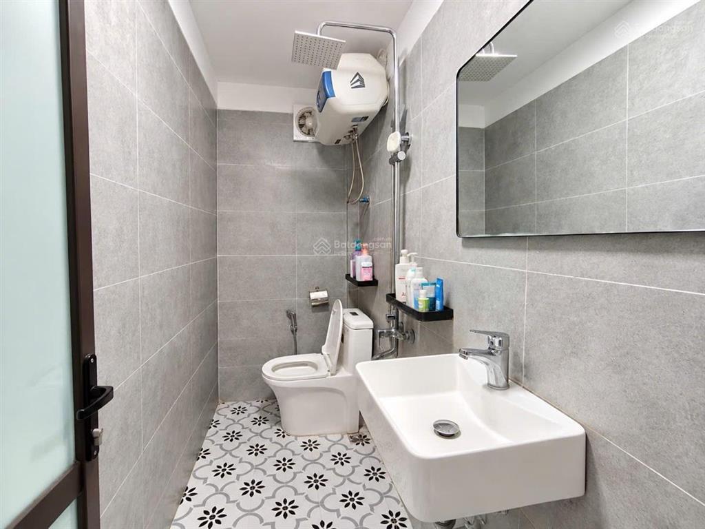 Chỉ nhỉnh 200tr/m nhà mặt phố xuân đỉnhqh ổn định mặt tiền rộng không lỗi phong thuỷ dt 85m* 5tầng