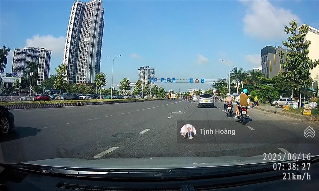 Dinh thự sân vườn 12x30m tân phong quận 7  cách sống thượng lưu