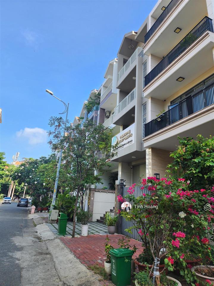 Bán nhà  kdc him lam q7 85m², 5x17m có hầm 4 tầng, view công viên  ở, văn phòng, chdv cao cấp