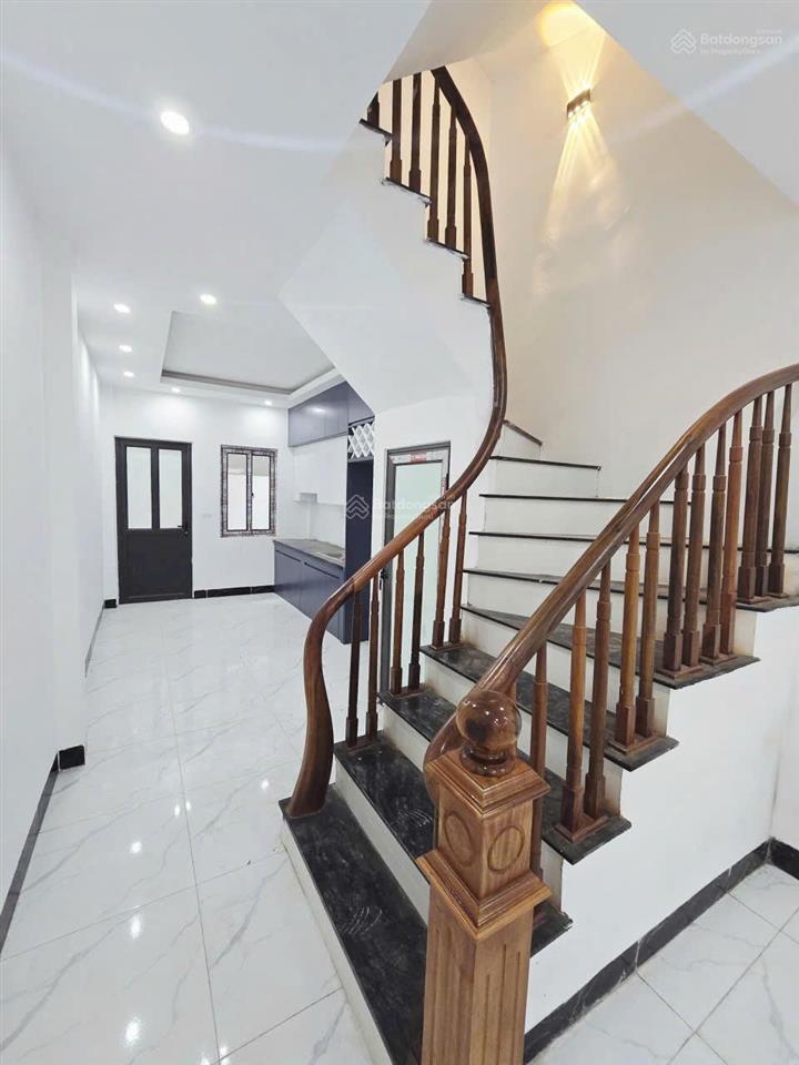Bán nhà riêng tại la phù, giá cực chất 50m2 4 tầng thiết kế tầng 2 ngủ, giá chỉ 5,3x tỷ