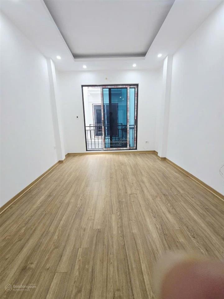 Bán nhà riêng tại la phù, giá cực chất 50m2 4 tầng thiết kế tầng 2 ngủ, giá chỉ 5,3x tỷ