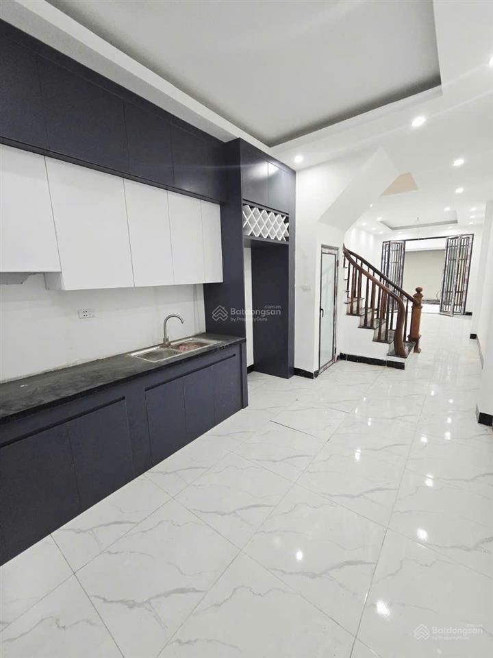 Bán nhà riêng tại la phù, giá cực chất 50m2 4 tầng thiết kế tầng 2 ngủ, giá chỉ 5,3x tỷ