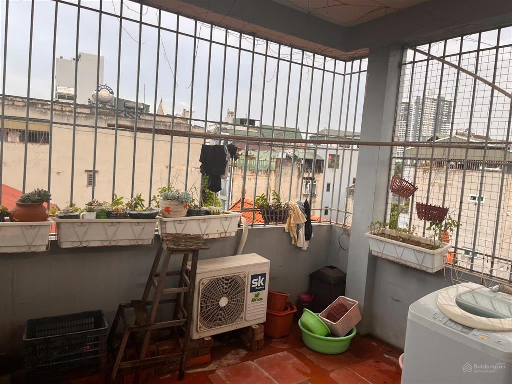 Cho thuê nhà riêng 40m2, 5pn, 4wc tại khu đấu giá ngõ cổng, lê trọng tấn, la khê, hà đông