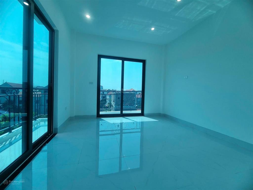 Bán nhà riêng tại yên quán, hưng đạo, quốc oai, view hồ điều hòa 52 m2 giá chỉ hơn 4 tỷ