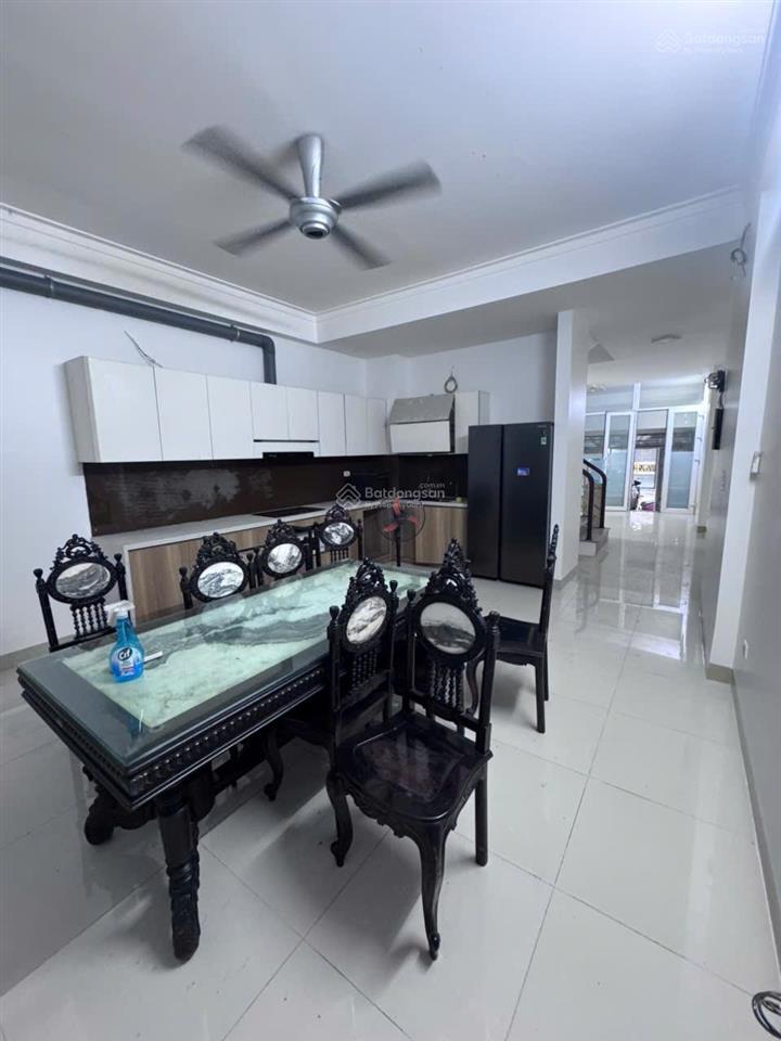 Cho thuê nhà riêng đẹp xuất sắc 90m2, 5pn, 4wc, 17 triệu tại kđt văn phú, p phú la, q. hà đông
