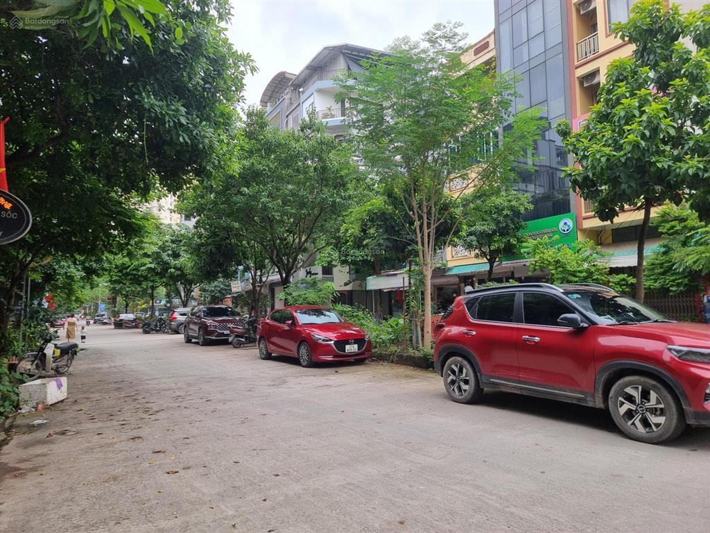 Cho thuê nhà riêng đẹp xuất sắc 90m2, 5pn, 4wc, 17 triệu tại kđt văn phú, p phú la, q. hà đông