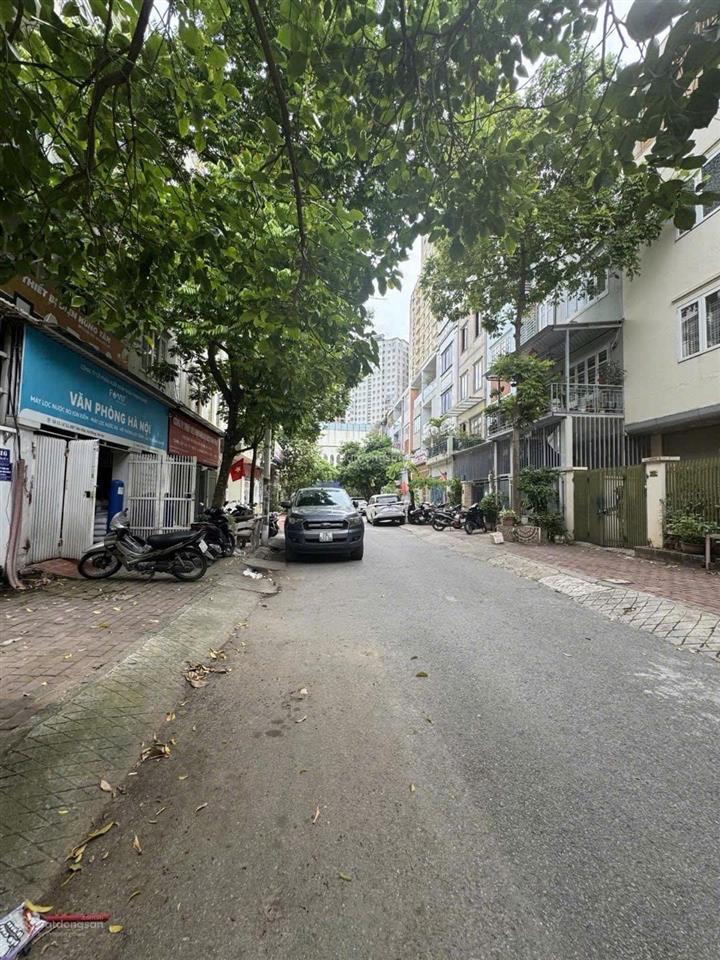 Nhà đẹp 5 tầng tại khu đô thị văn khê, 50m2, chỉ hơn 13 tỷ