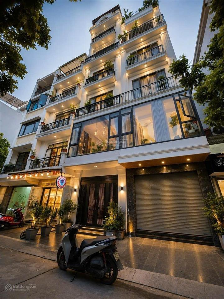 Nhà đẹp khu đô thị văn khê, 50m2 7 tầng thang máy chỉ 16,x tỷ