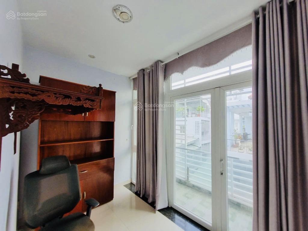Nhà bán hxh lê hồng phong, q5, 24m2, 3 tầng, giá 5,6 tỷ