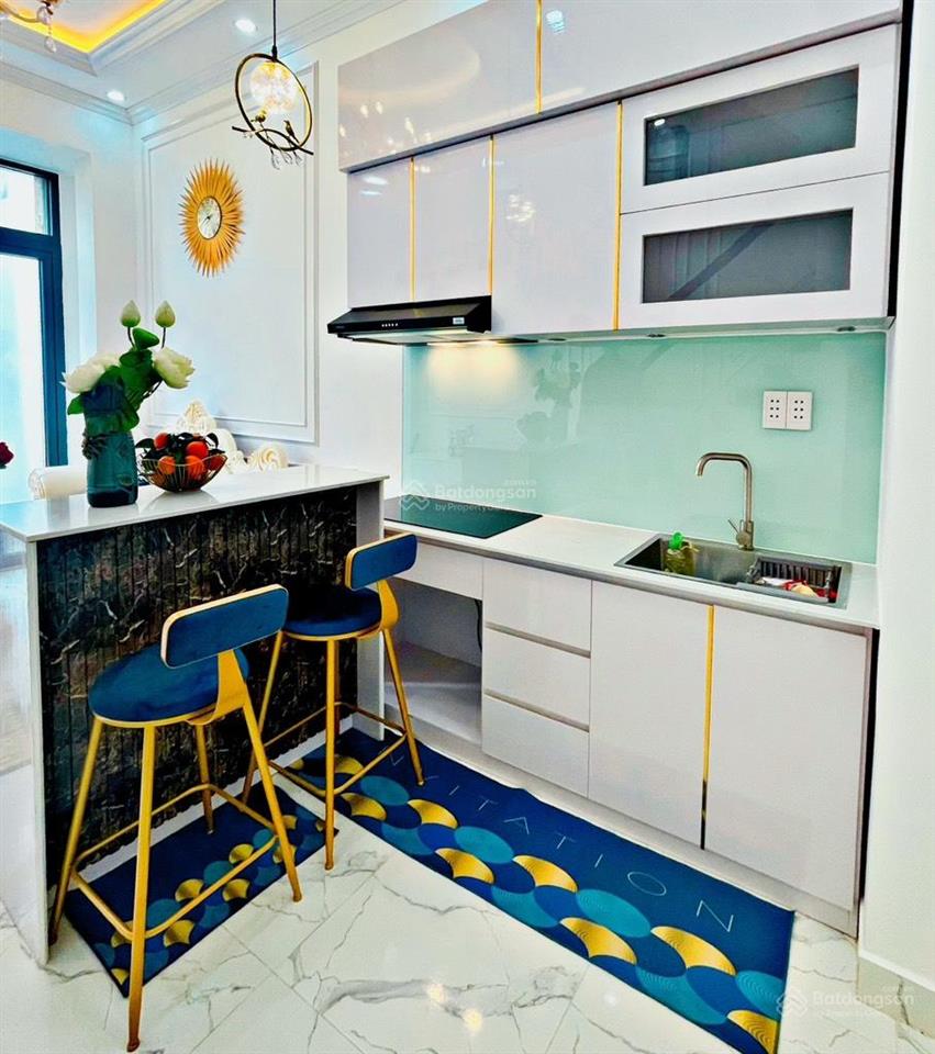 Nhà bán hxh lê hồng phong, q5, 24m2, 3 tầng, giá 5,6 tỷ