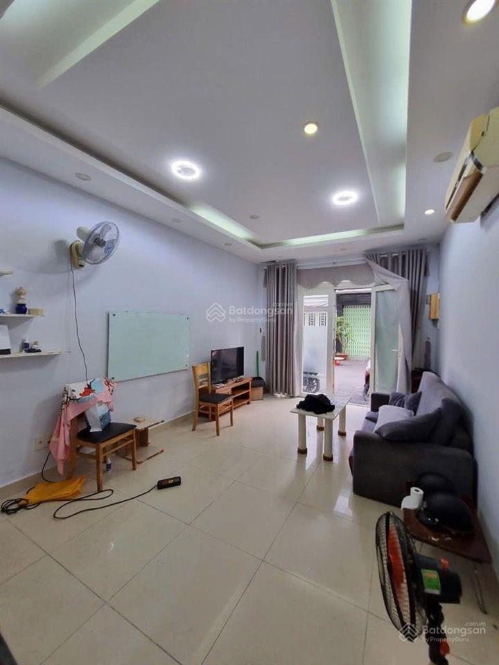 Nhà bán hxh , trần khắc chân , q1, 28 m2, 3 tầng, gía 8,6 tỷ.