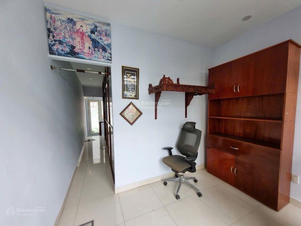 Nhà bán hxh , trần khắc chân , q1, 28 m2, 3 tầng, gía 8,6 tỷ.
