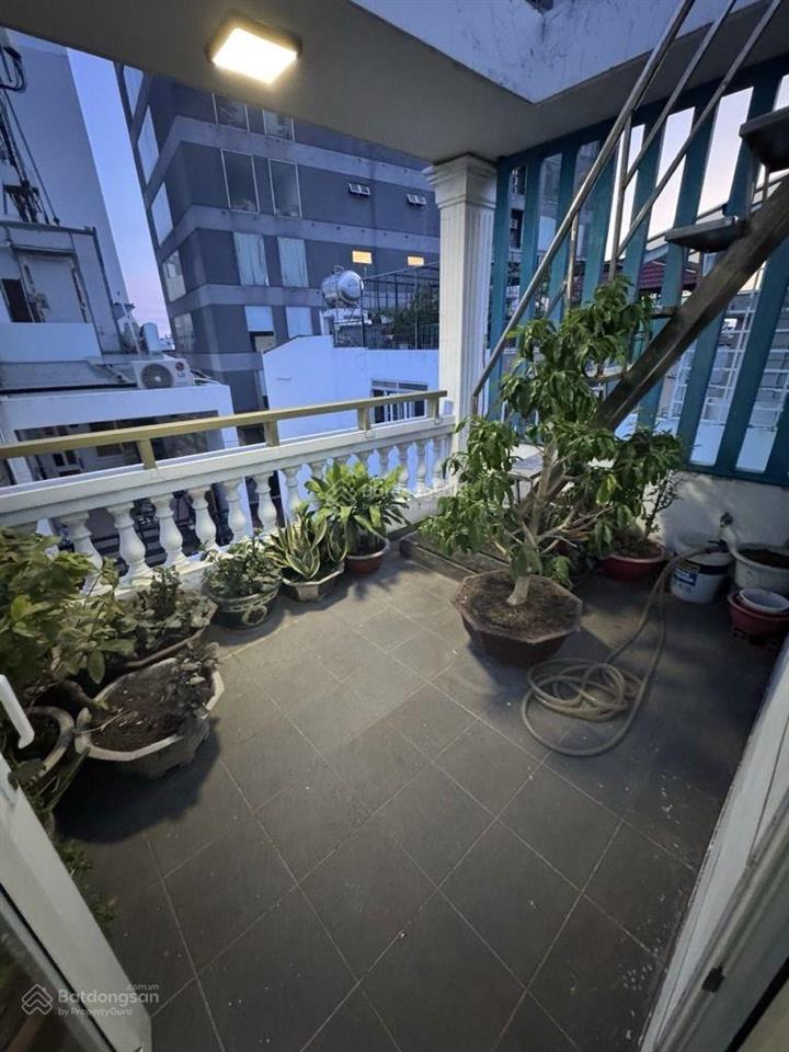 Bán nhà hxh trần bình trọng, q5, dt (4 . 11), nội thất cao cấp hiện đại , 5 tầng, gía 9,7 tỷ.