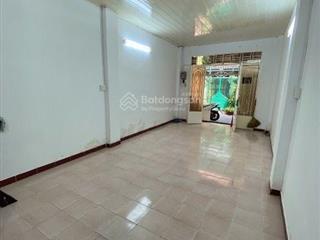 Nhà bán hẻm 4m đường phan văn trị , q5 , dtcn 45m2, 2 tầng , gía 8 ,8 tỷ.