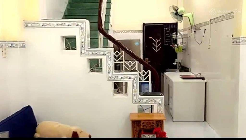 Nhà bán 6,8 tỷ, tràn hưng đạo , q1 , cách hxh 5 m , 4 tầng , dt 24 m2