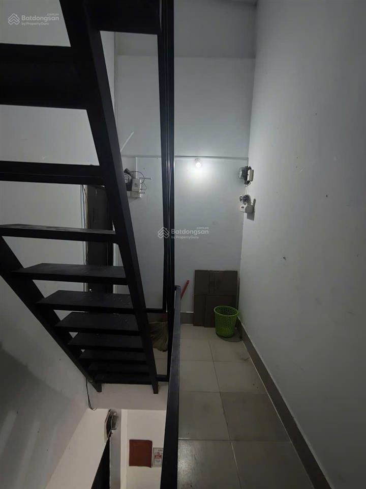 Nhà bán q1 chỉ 5,5 tỷ, dt 46m2, 2 tầng, hẻm 3m , kề bên đường trần hưng đạo .
