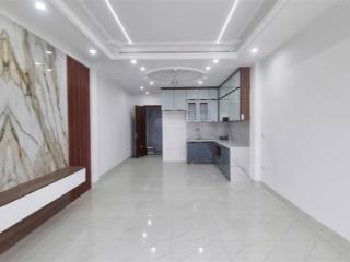 Bán nhà mới gia lâm ô tô đỗ cửa đường nhựa rộng, ô tô tránh nhau, dừng đỗ
