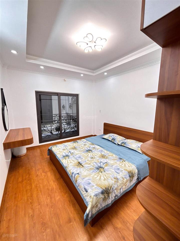 Phúc lợi long biên, chủ cắt lỗ, giảm giá cực sâu! diện tích 34m2 x 5 tầng ô tô đỗ