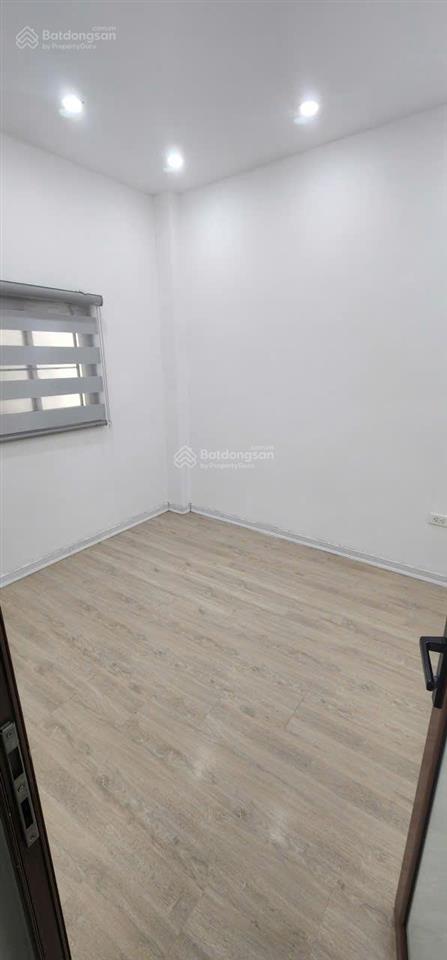 Cho thuê nr 4pn, 3wc, 30m2 tại số 1 ngách 17 ngõ 477, nguyễn trãi, 13 triệu vnd