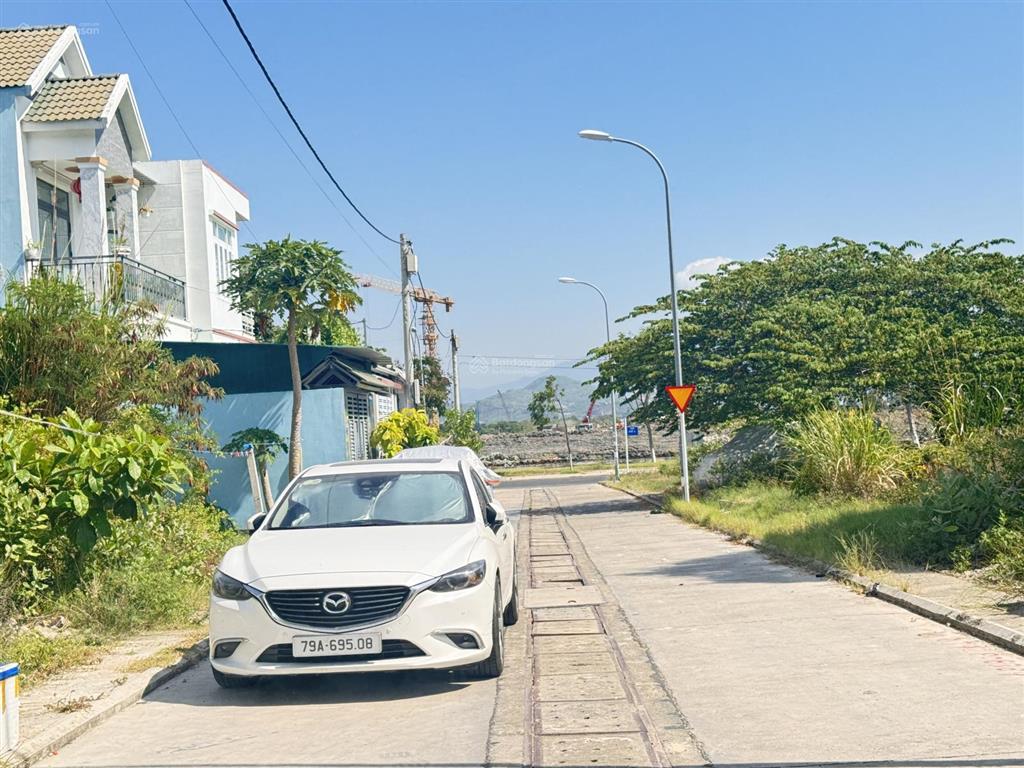 Bán đất hòn rớ 2. ngay kđt sun group nha trang