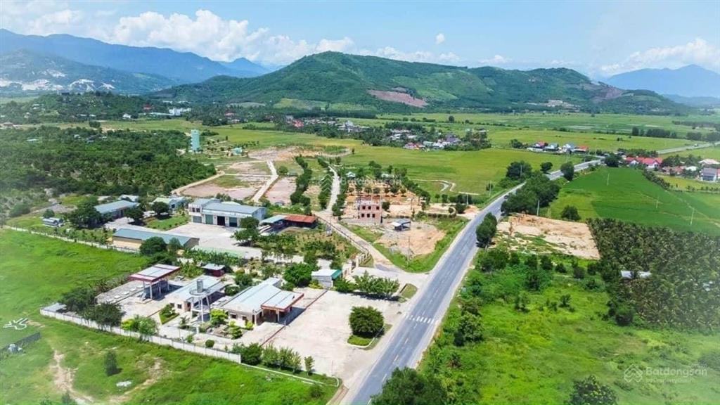 Bán đất diên lạc (diên hoà cũ) ngay cạnh đường qh 20m