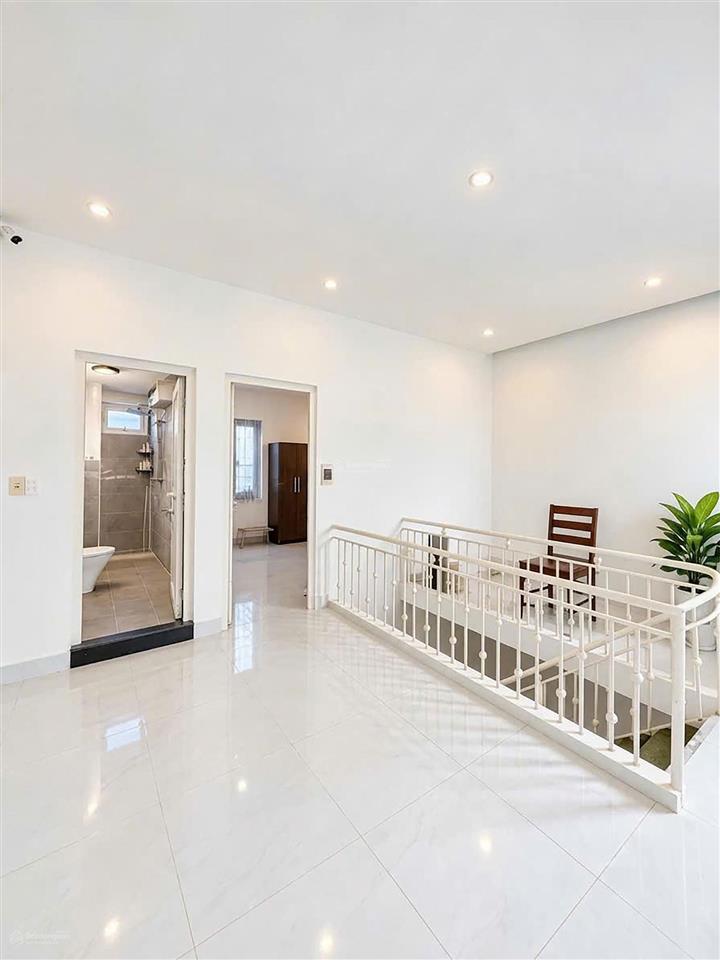 Trung tâm hòa cường nhà 2 mặt kiệt trước sau 80,1m2 ngang 5,63m, nở hậu 5,67m!