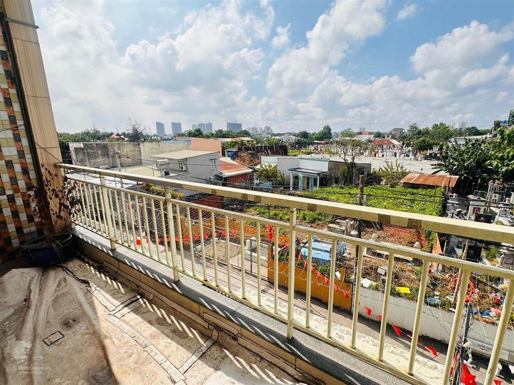 Nhà bán, giá 8,1 tỷ, diện tích, 95 mét vuông, nhà 4 tầng. chỉ 85 tr/m2