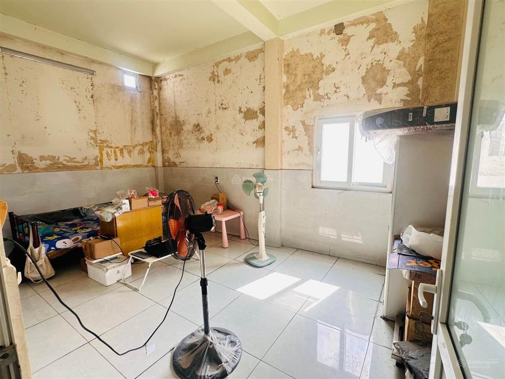 Nhà bán, giá 8,1 tỷ, diện tích, 95 mét vuông, nhà 4 tầng. chỉ 85 tr/m2