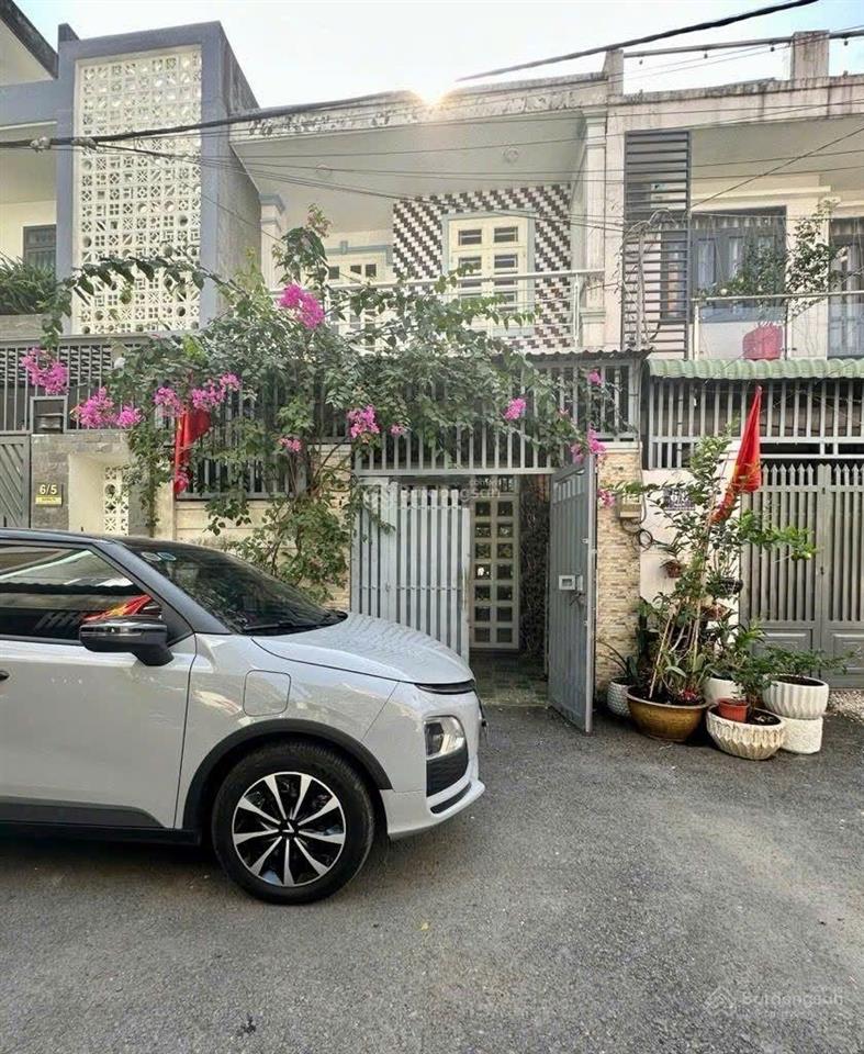 * diện tích 55 m2, (5*11) giá 4,9 tỷ, p. phú hữu, tp thủ đức.