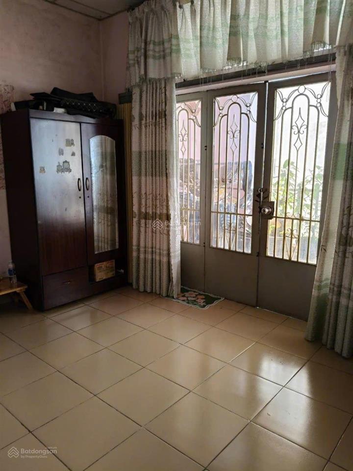 * nhà bán linh xuân, 30m ra hẻm ôtô 72m2 chỉ có 4.5 tỷ.
 đường số 13, linh xuân, tp thủ đức